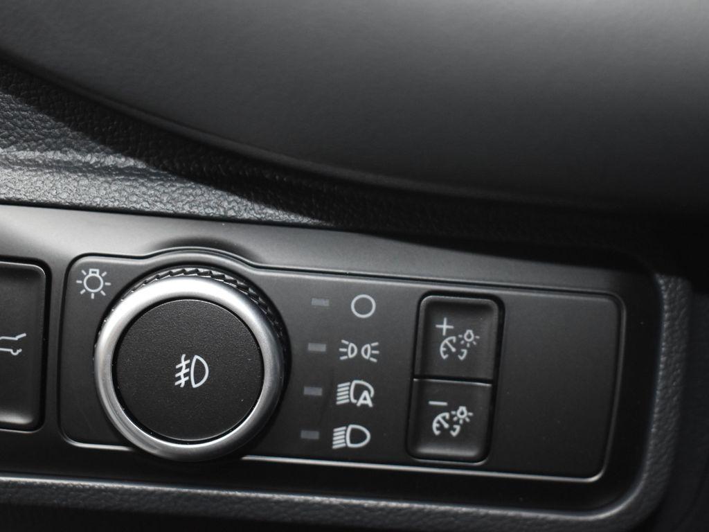 new 2025 Ford Explorer car, priced at $46,665