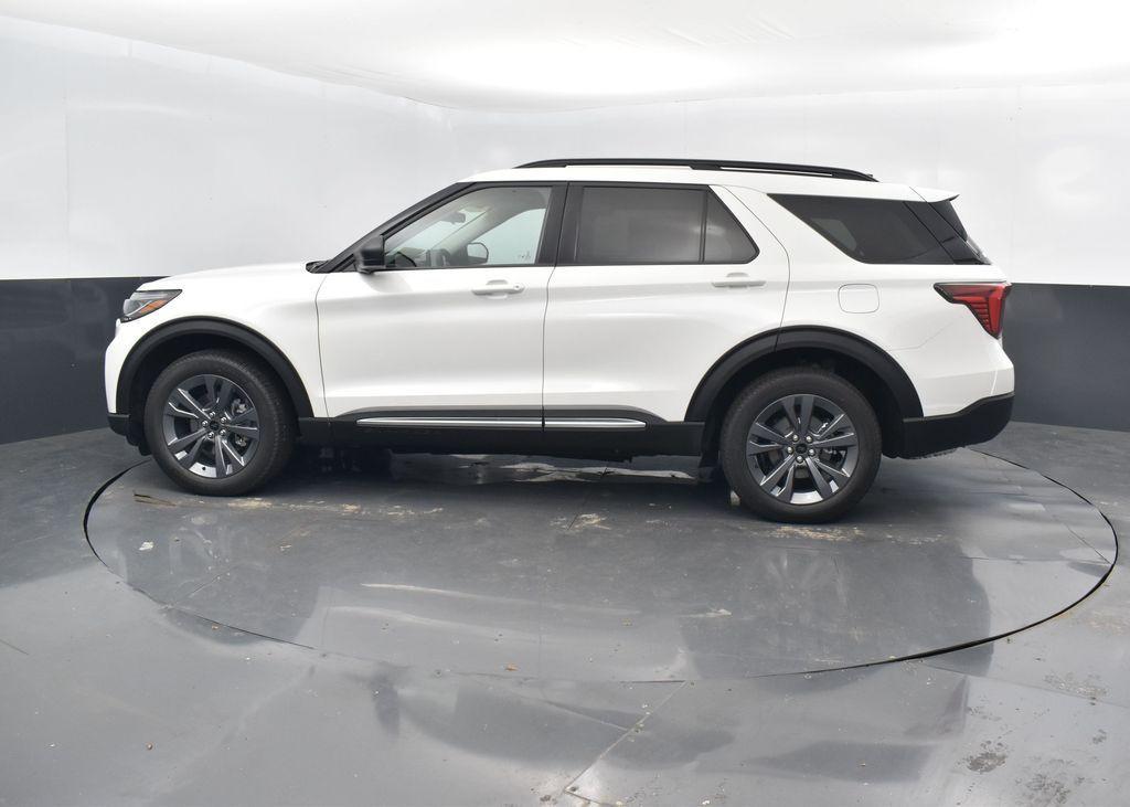 new 2025 Ford Explorer car, priced at $46,665
