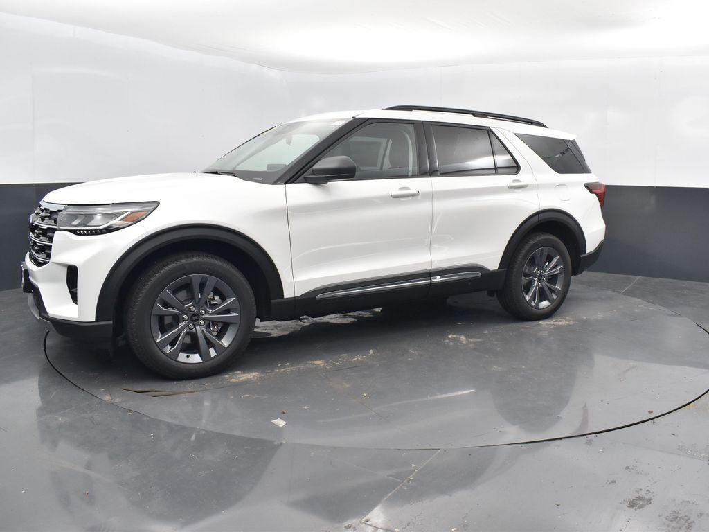 new 2025 Ford Explorer car, priced at $46,665