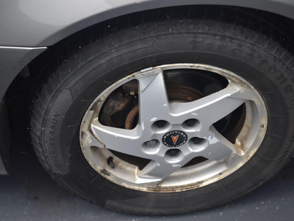 used 2008 Pontiac Grand Prix car, priced at $2,295