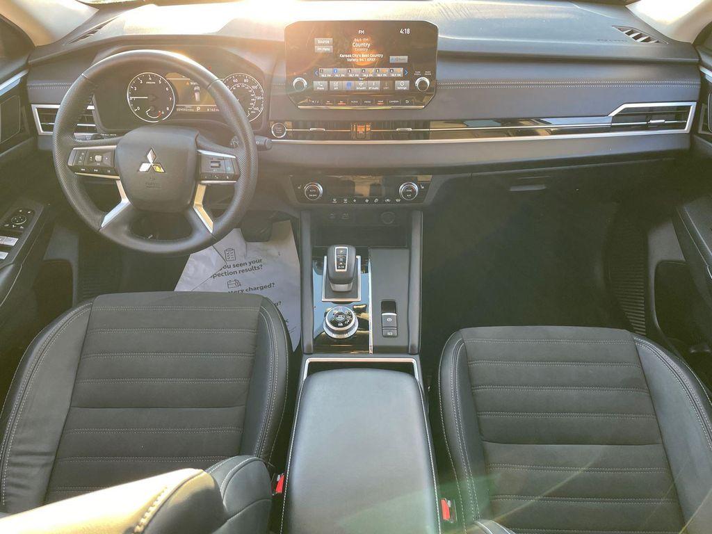 used 2023 Mitsubishi Outlander car, priced at $24,315
