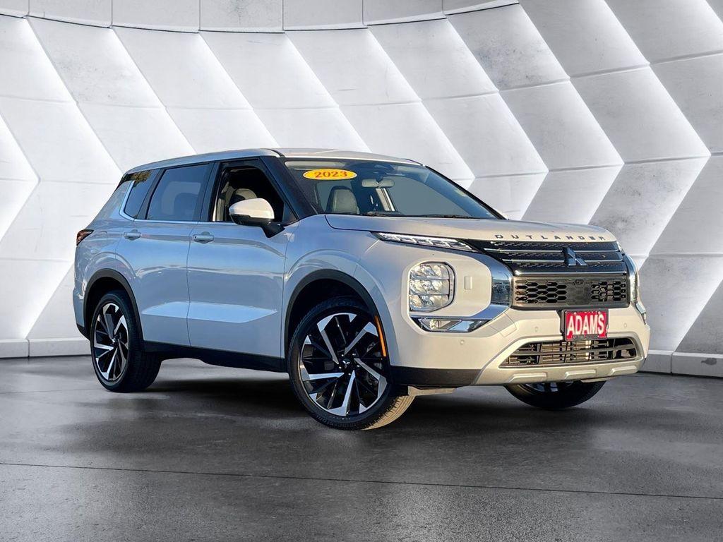 used 2023 Mitsubishi Outlander car, priced at $24,315
