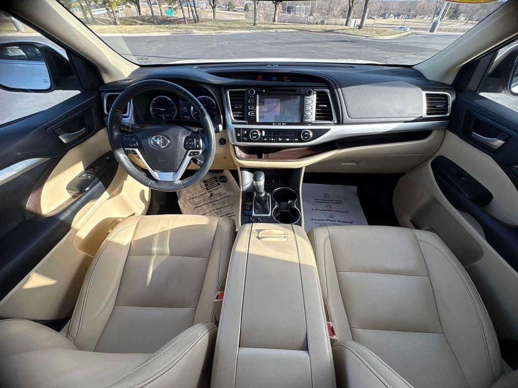 used 2019 Toyota Highlander car, priced at $27,915