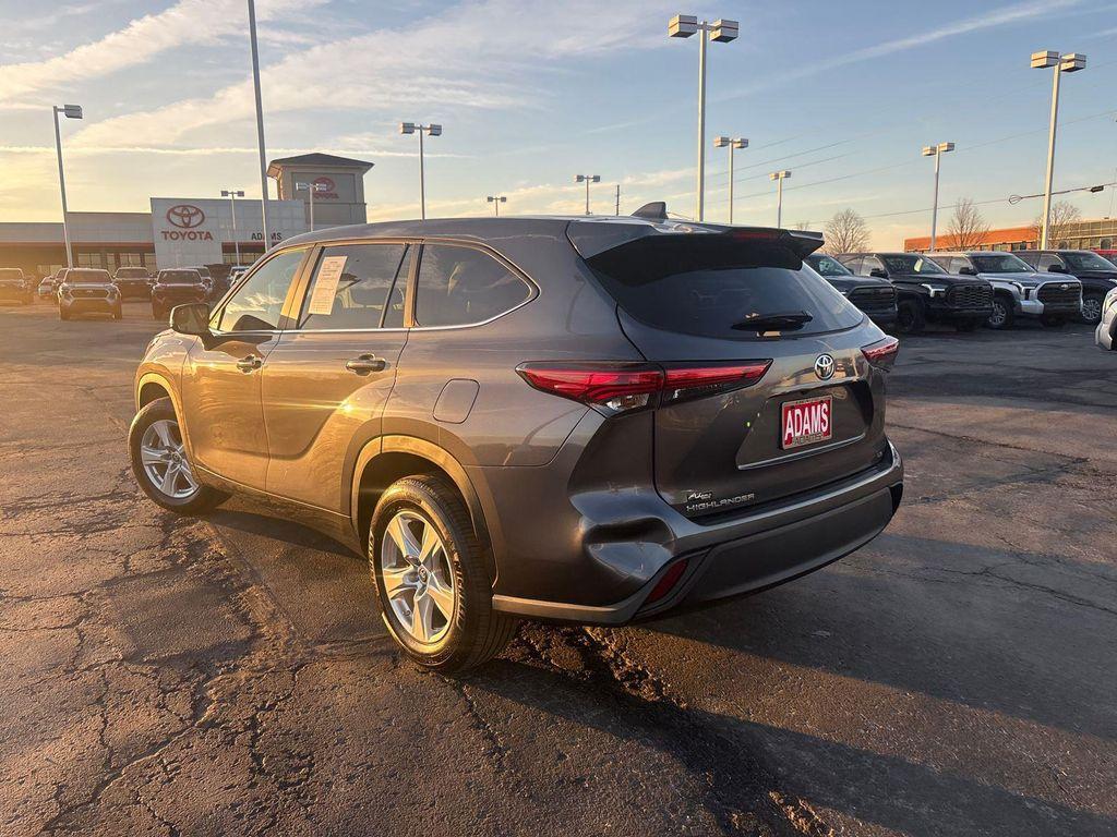 used 2023 Toyota Highlander car, priced at $34,915