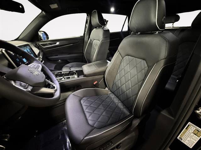 new 2025 Volkswagen Atlas car, priced at $53,228