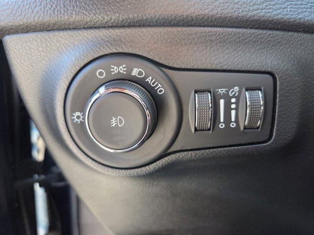 used 2021 Jeep Compass car, priced at $16,914