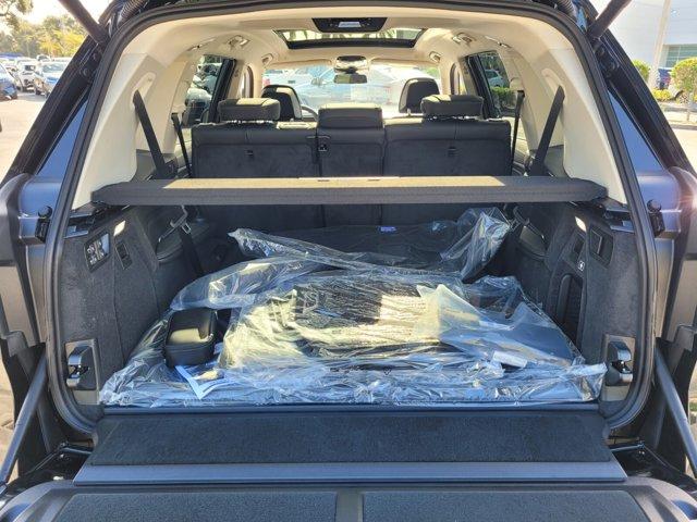 new 2026 BMW X7 car, priced at $94,385