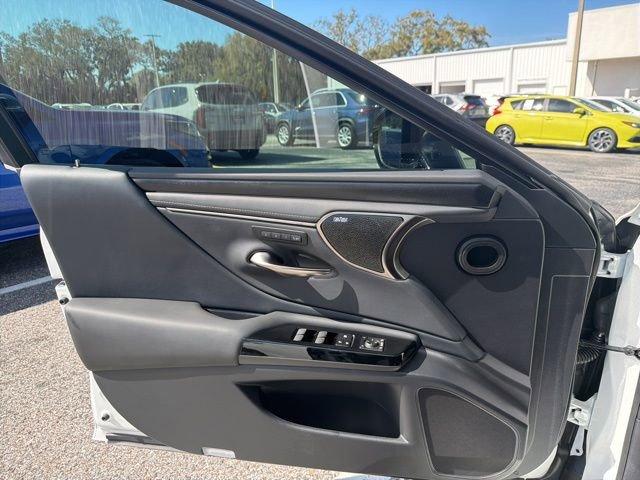 used 2025 Lexus ES 350 car, priced at $51,636