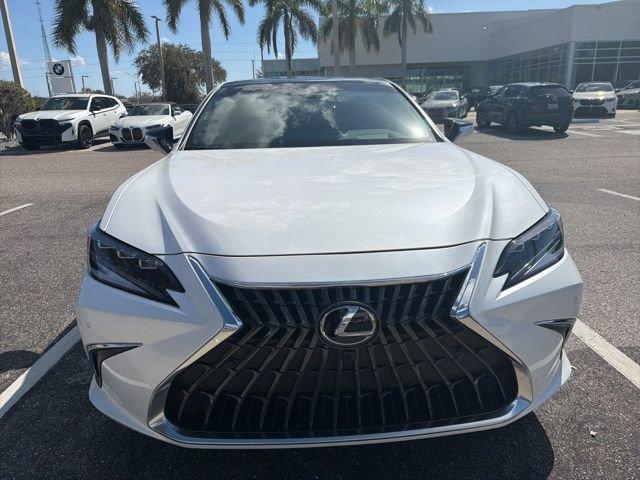 used 2025 Lexus ES 350 car, priced at $51,636