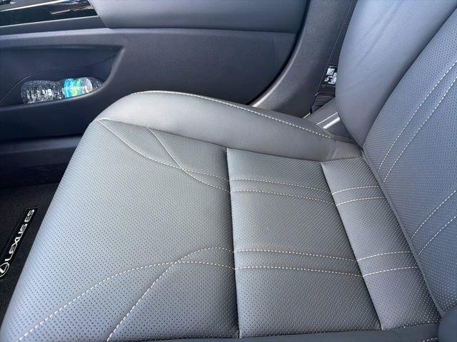 used 2025 Lexus ES 350 car, priced at $51,636