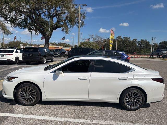 used 2025 Lexus ES 350 car, priced at $51,636