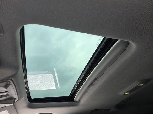 used 2016 GMC Yukon car, priced at $18,518