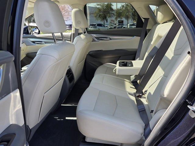 used 2021 Cadillac XT5 car, priced at $26,999