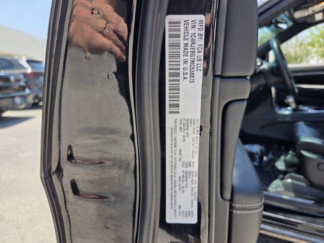 used 2021 Jeep Grand Cherokee car, priced at $28,147