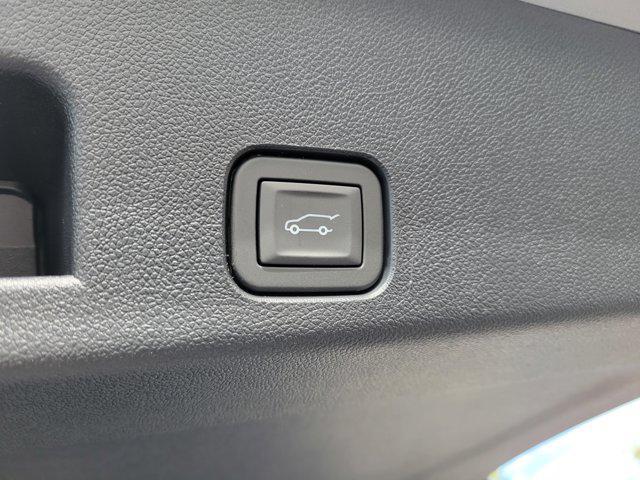 new 2026 Chevrolet Traverse car, priced at $46,438