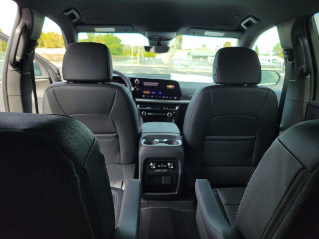 new 2026 Chevrolet Traverse car, priced at $46,438