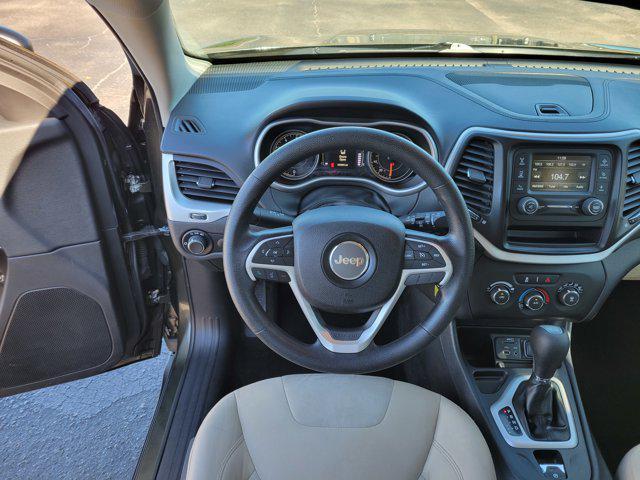 used 2016 Jeep Cherokee car, priced at $9,018