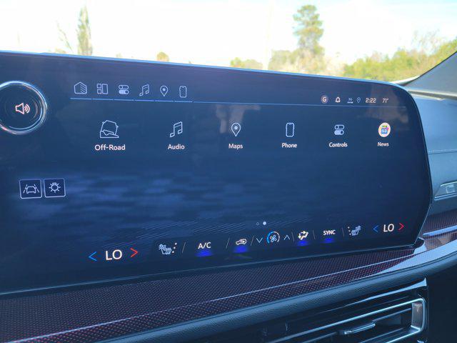 new 2026 Chevrolet Traverse car, priced at $54,517