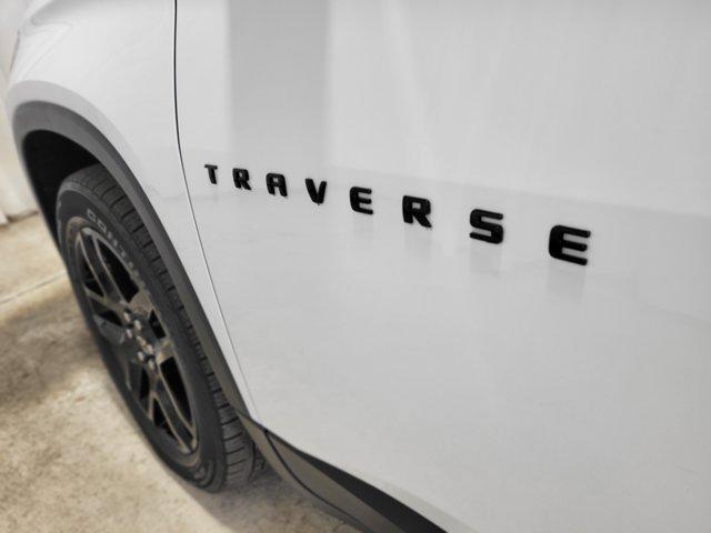 used 2020 Chevrolet Traverse car, priced at $17,151