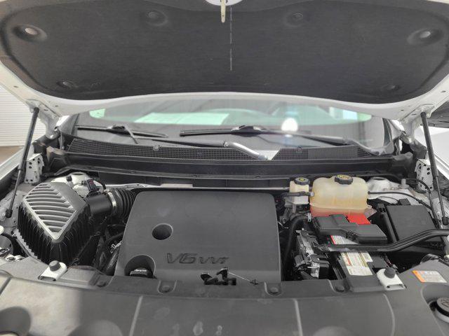 used 2020 Chevrolet Traverse car, priced at $17,151