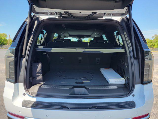 new 2026 Chevrolet Suburban car, priced at $89,697