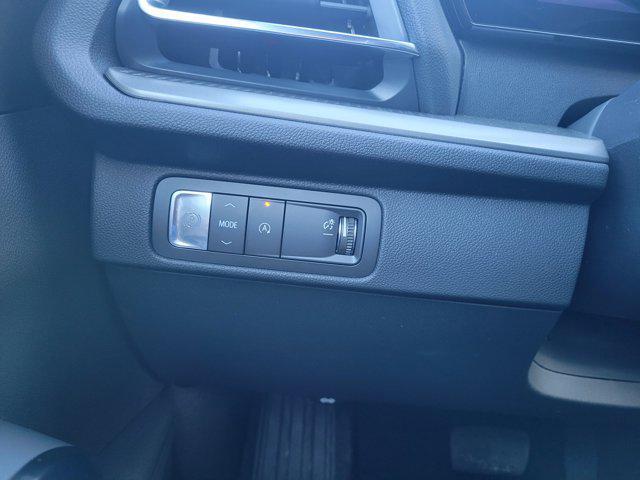 new 2026 Chevrolet Traverse car, priced at $45,438