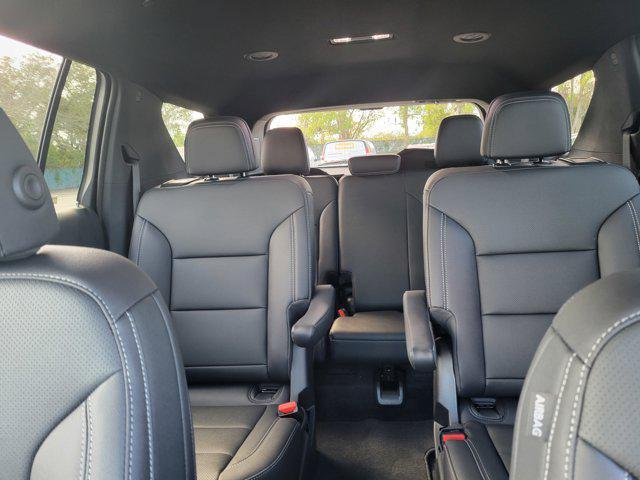 new 2026 Chevrolet Traverse car, priced at $44,722