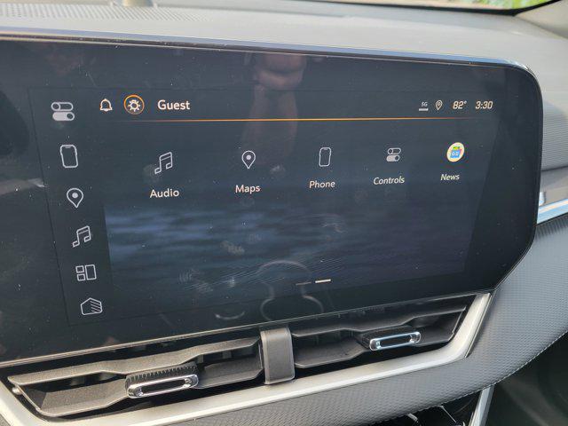 used 2026 Chevrolet Equinox car, priced at $35,297