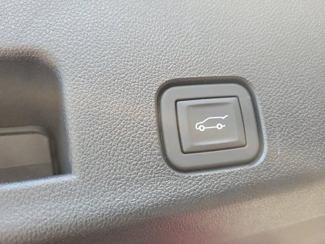 used 2026 Chevrolet Traverse car, priced at $42,394