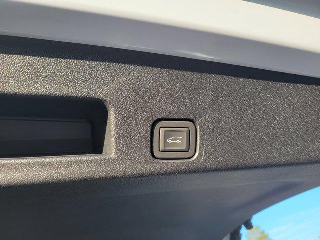 new 2026 Chevrolet Traverse car, priced at $59,663