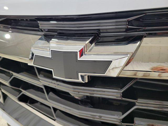 new 2026 Chevrolet Equinox car, priced at $37,353