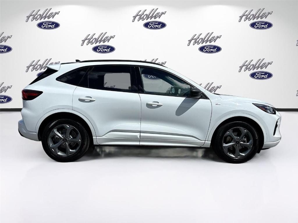 used 2023 Ford Escape car, priced at $18,995