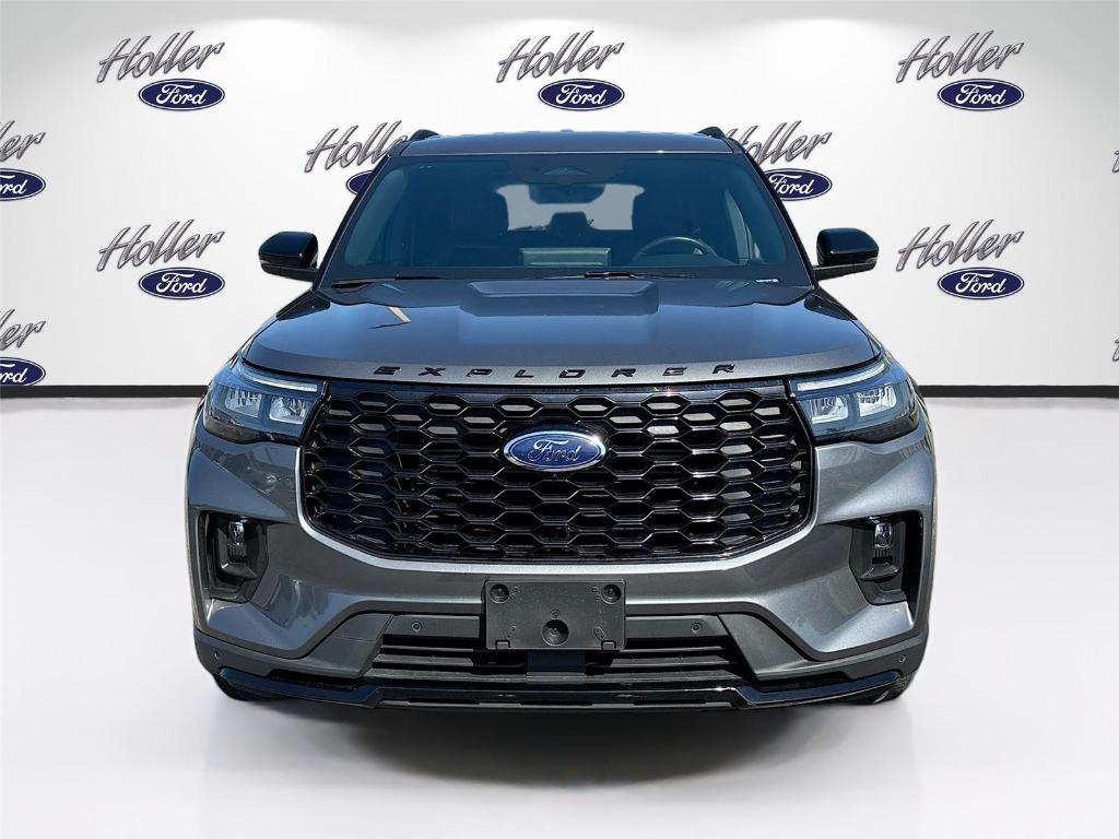 used 2025 Ford Explorer car, priced at $38,393