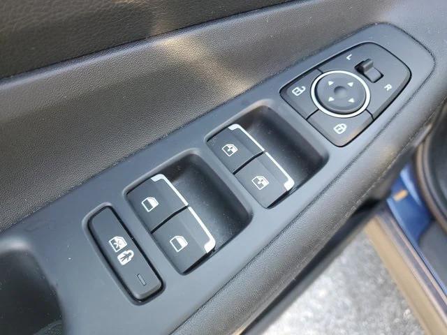 used 2023 Hyundai Santa Fe car, priced at $20,995