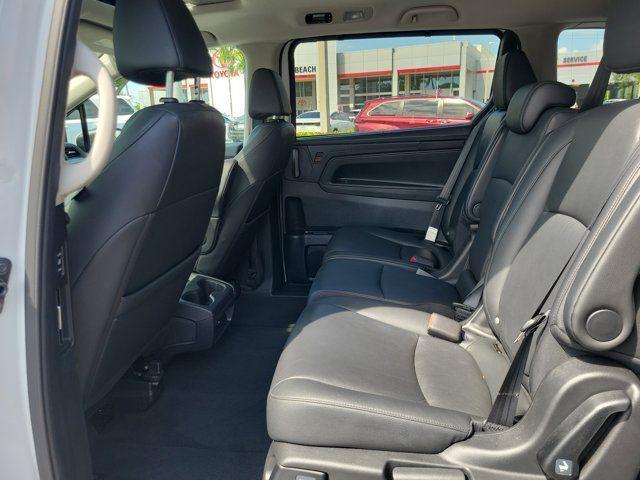 used 2025 Honda Odyssey car, priced at $34,895