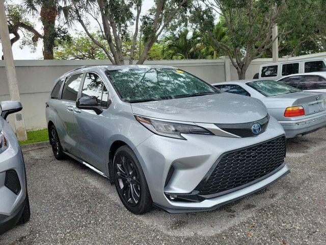 used 2024 Toyota Sienna car, priced at $44,495