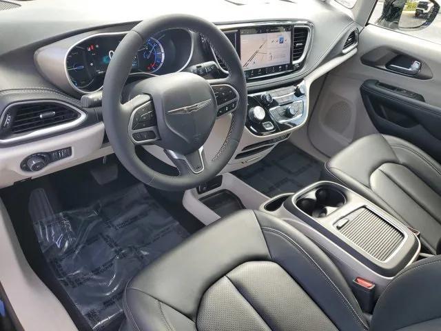 used 2024 Chrysler Pacifica Hybrid car, priced at $28,963