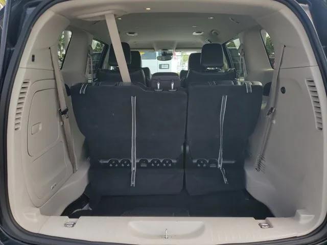 used 2024 Chrysler Pacifica Hybrid car, priced at $28,963