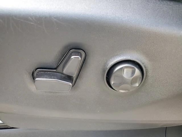 used 2024 Chrysler Pacifica Hybrid car, priced at $28,963