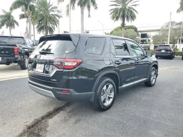 used 2023 Honda Pilot car, priced at $29,796