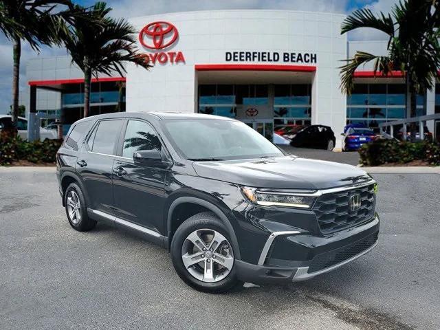used 2023 Honda Pilot car, priced at $29,796