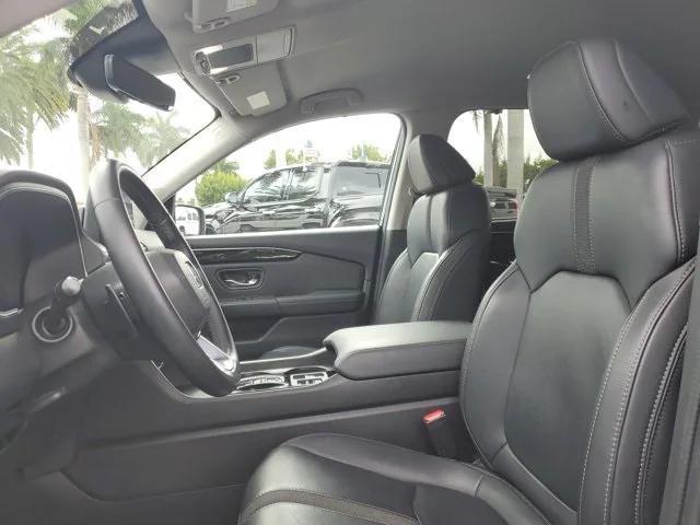 used 2023 Honda Pilot car, priced at $29,796