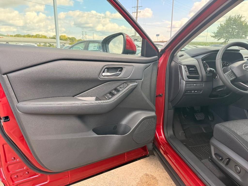 new 2026 Nissan Rogue car, priced at $29,111