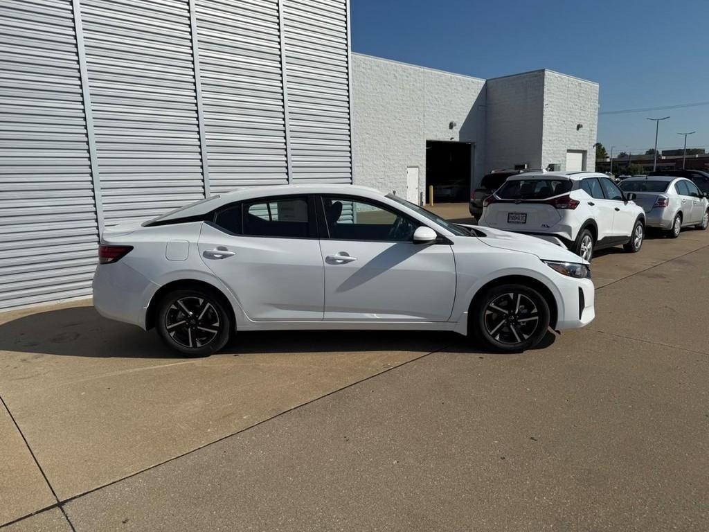 new 2025 Nissan Sentra car, priced at $22,034
