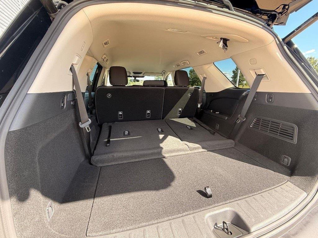 new 2025 Nissan Pathfinder car, priced at $36,121