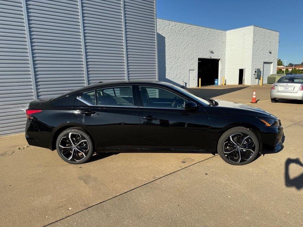 new 2025 Nissan Altima car, priced at $24,844