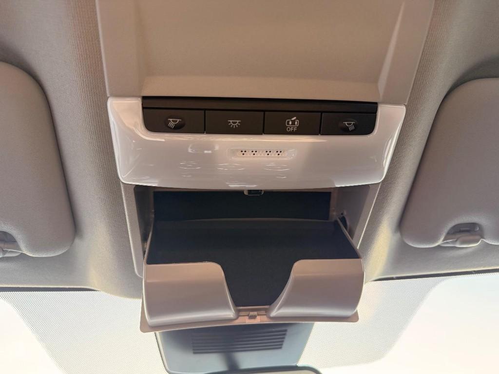 new 2025 Nissan Sentra car, priced at $21,956