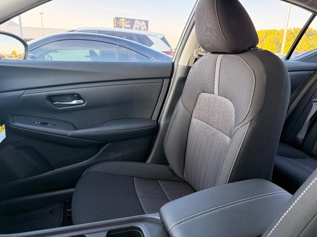 new 2025 Nissan Sentra car, priced at $21,956