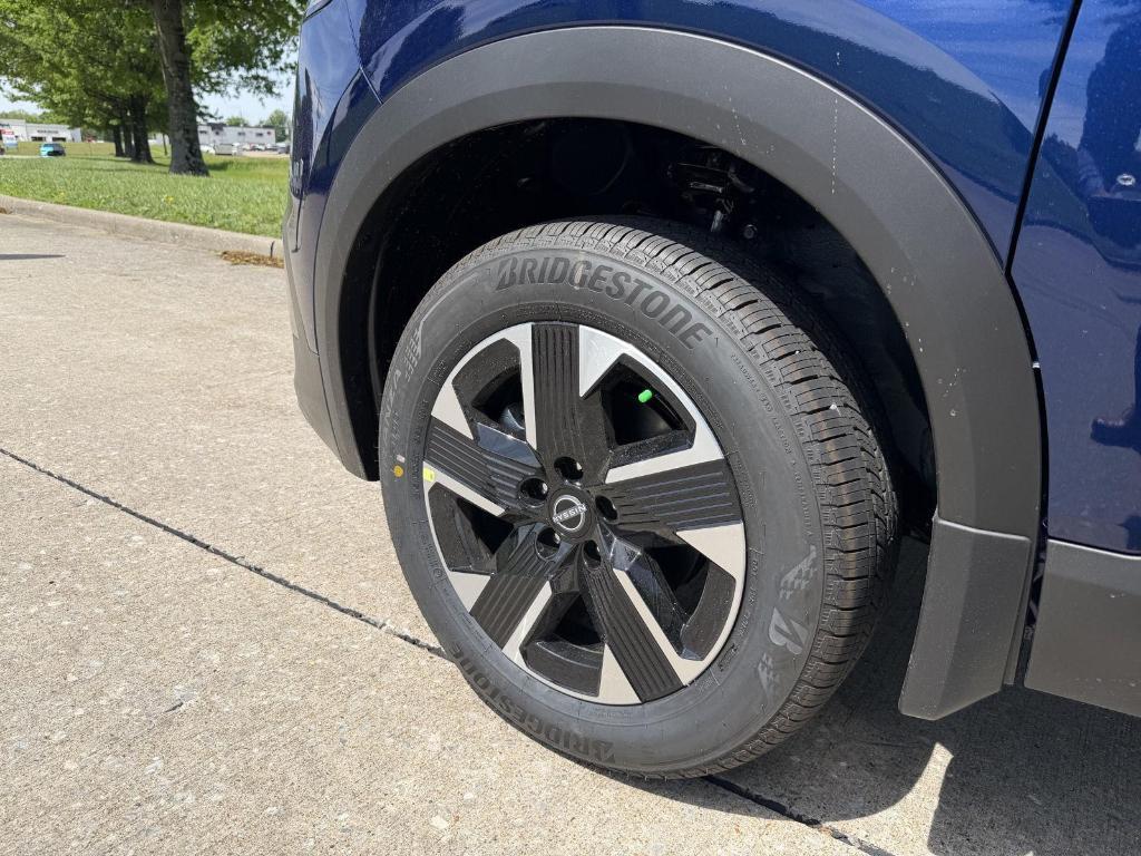 new 2026 Nissan Kicks car, priced at $27,980