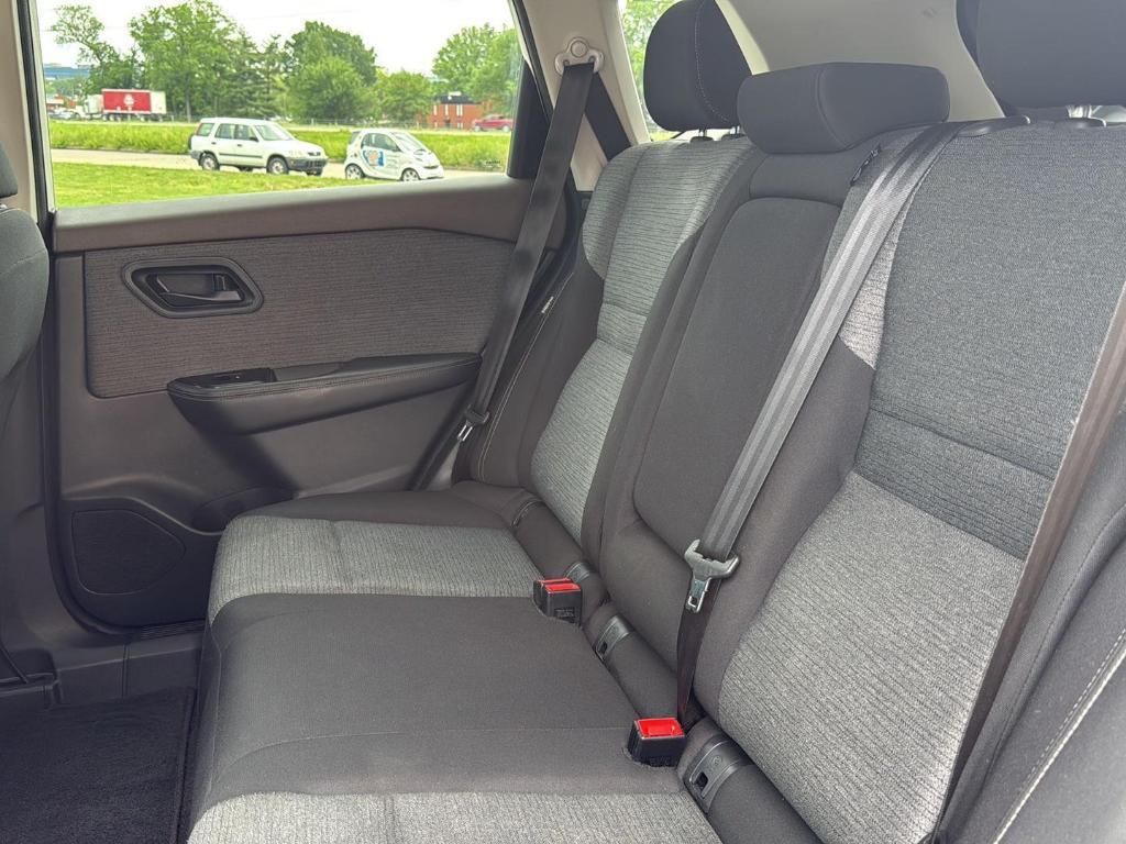 used 2022 Nissan Rogue car, priced at $15,118